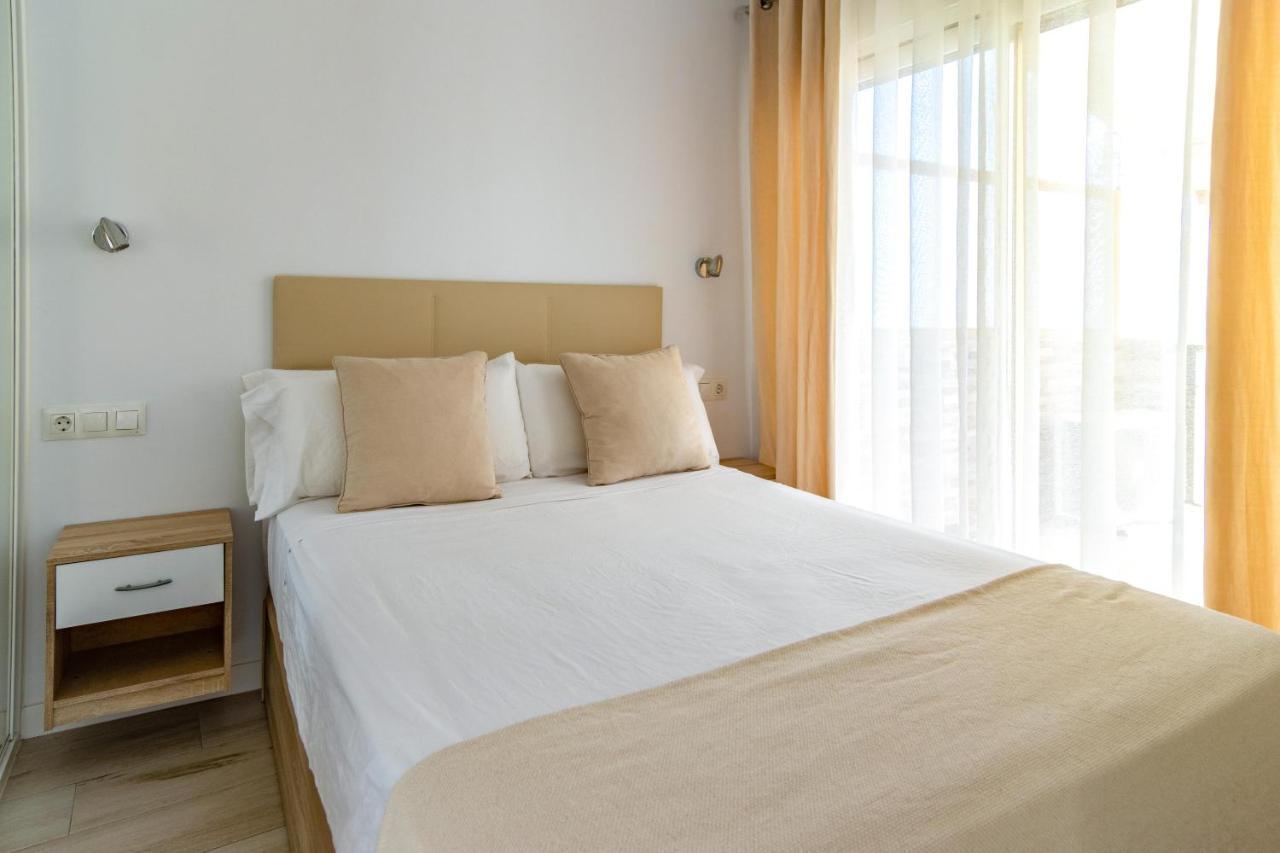 Oleholidays 624 Romana Playa Vistas Al Mar Марбеля Екстериор снимка